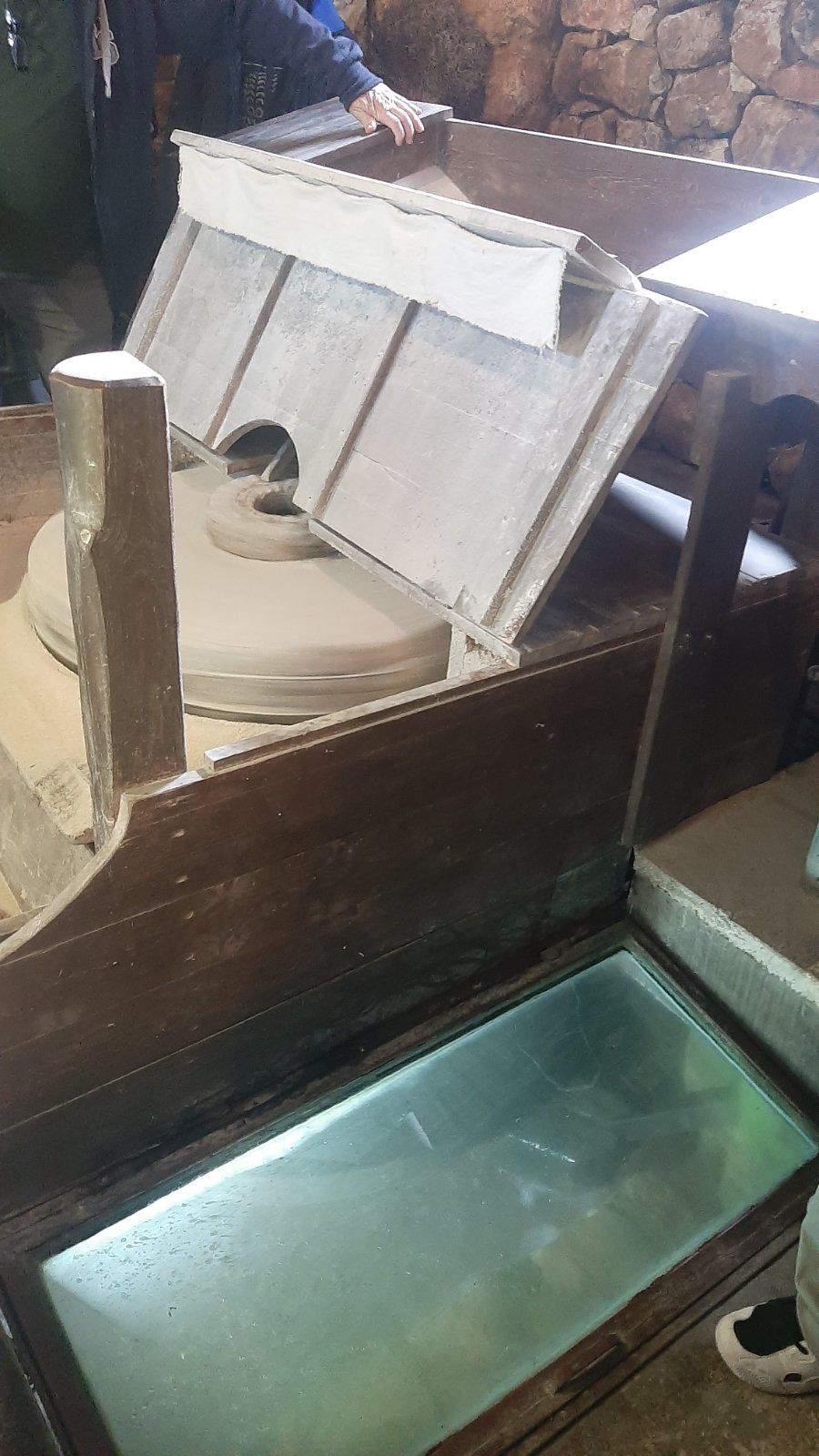 &Pi;&Alpha;&Lambda;&Iota;&Omicron;&Sigma; &Nu;&Epsilon;&Rho;&Omicron;&Mu;&Upsilon;&Lambda;&Omicron;&Sigma;